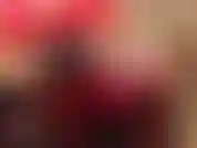 È entrata solo per pulire una stanza, ma quello che ha trovato ha fatto le fusa al suo gattino come se non facesse da molto tempo.