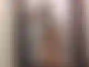 Metto i miei jeans corti preferiti per rendermi conto che non mi stanno più, la mia pancia è appena diventata più grande, tutto il mio corpo è diventato più grande, essendo una ragazza grande è una roccia ma vorrei ancora che i miei jeans si adattassero, ma poi di nuovo mi stanno .