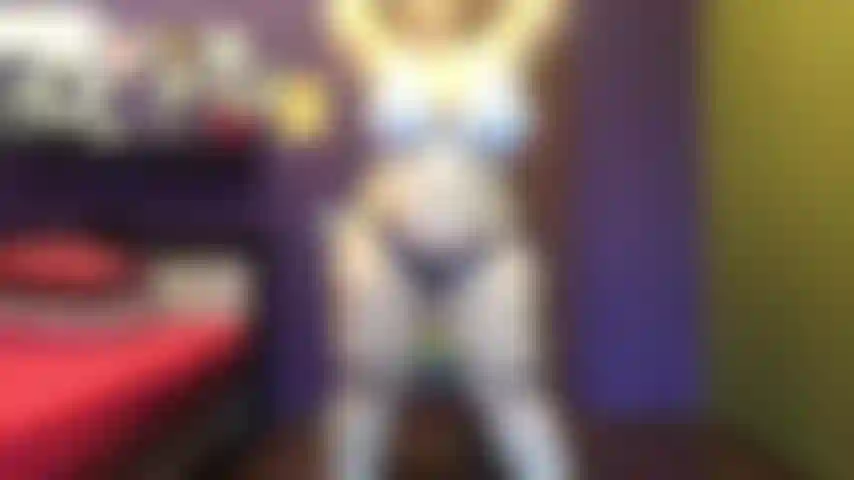 Mi batto il culo: so quanto ti piace quel suono di applauso, quindi goditi questo video.