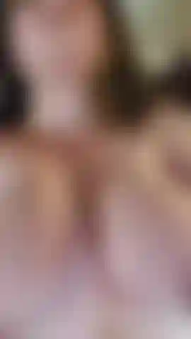 Le mie tette da tutte le angolazioni.