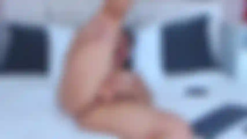 Ho un dildo nella figa.