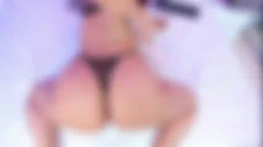 Tu lo chiami sculacciata, io lo chiamo preliminare.