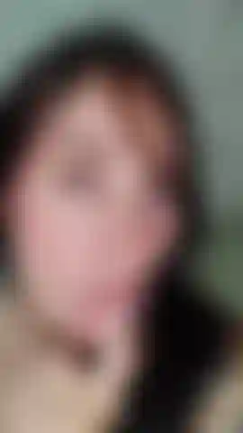 Mi piace essere la tua puttana bollente ogni giorno.