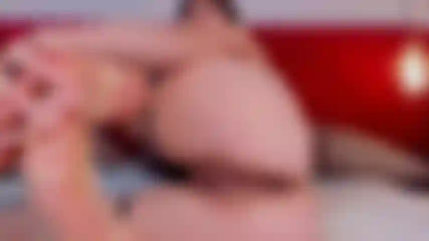 Il mio culo ha fame di cazzo.