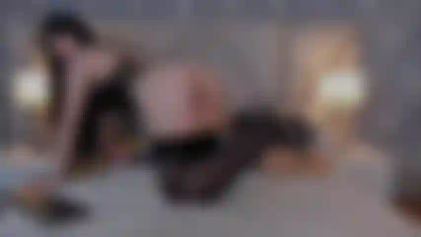 Il mio corpo desidera tanto piacere sessuale.