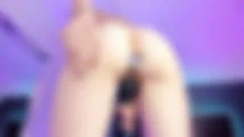 Una bacchetta magica e una spina.