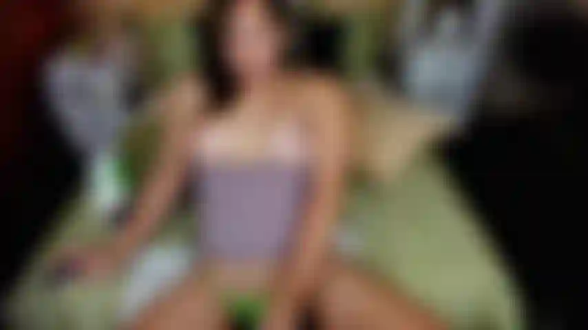 Grande sborrata sulle mie grandi tette.