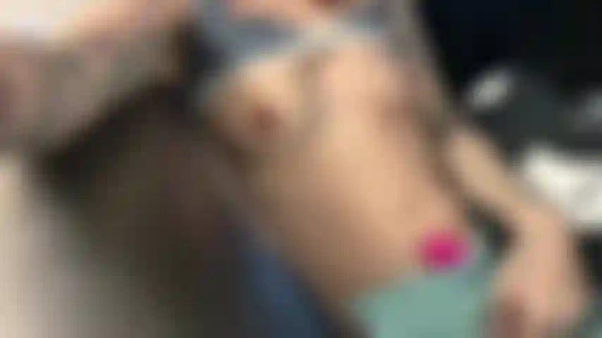 Giochiamo accanto a mio marito.