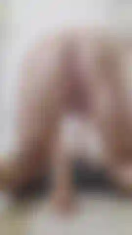 Azione dp sporcacciona✨ il mio tappo rosa nel culo, e il mio dildo preferito che allarga la mia figa stretta in pov!
