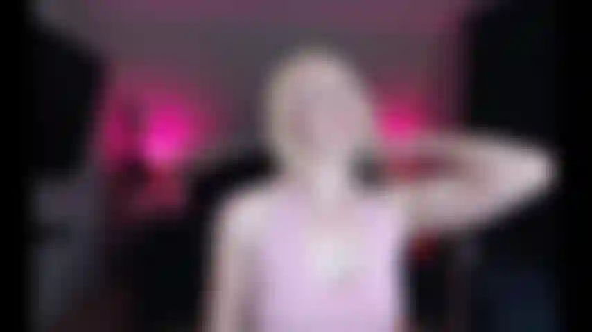 Faccia da torta extra sciatta.