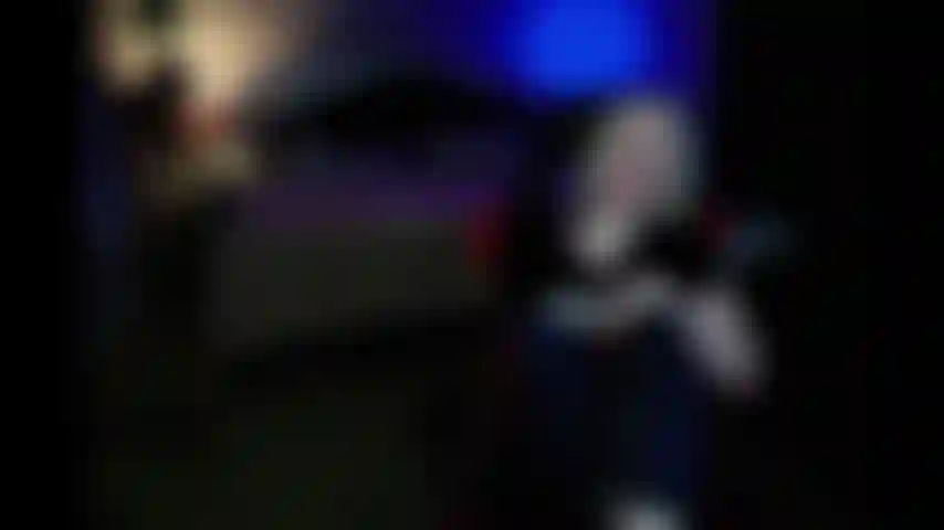 Ti sparo e poi ti faccio venire sui miei piedi!