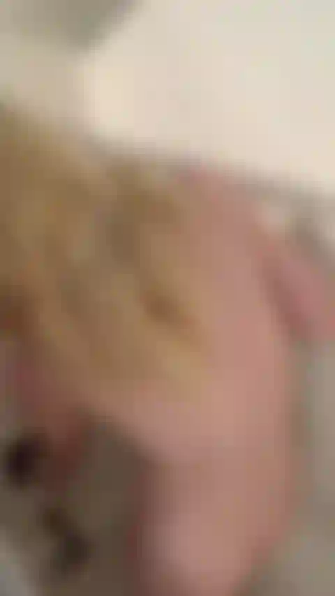 Fai la doccia con me! Senza trucco, naturale.