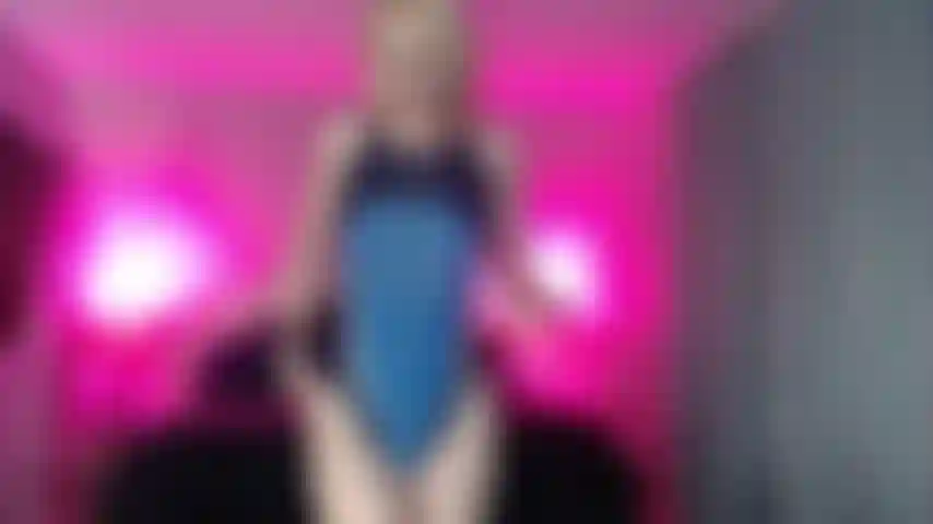 Parlo di schizzi mentre indosso un costume intero!