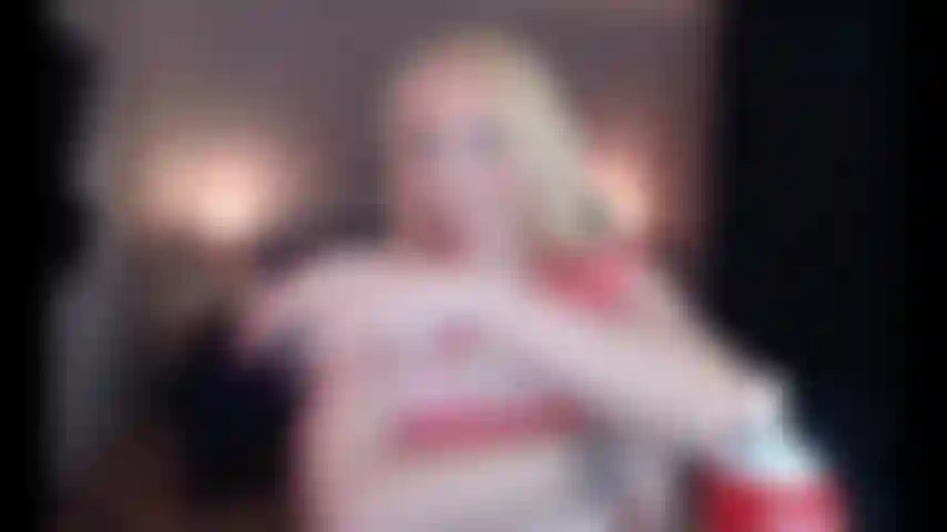 Spettacolo d'oro panna montata.