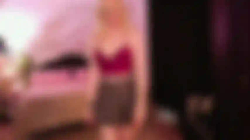 Sorpresa con strap-on joi.