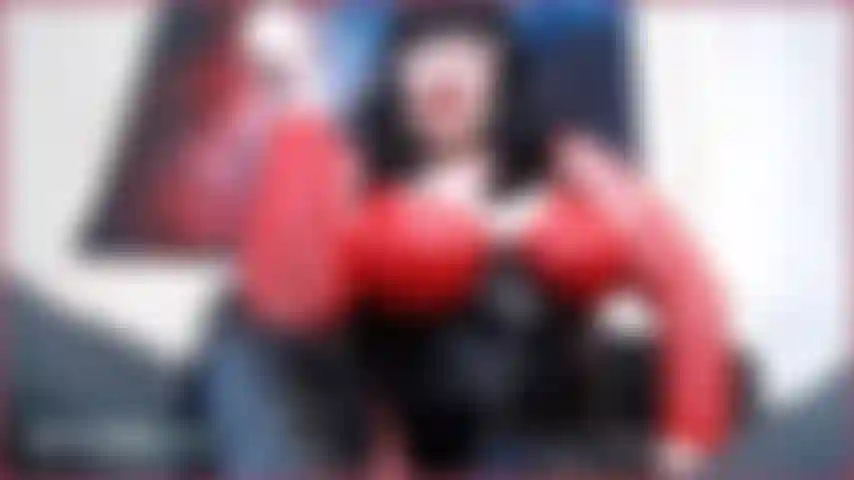 Il tuo cazzo è un marmocchio.