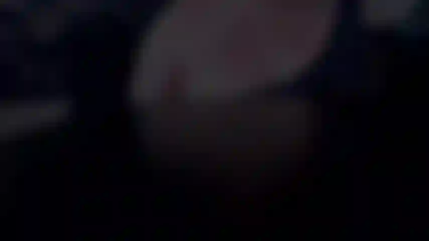 Debole per le unghie incandescenti.