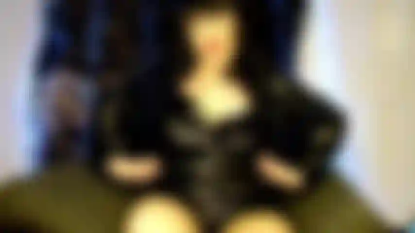 I drogati di jerk accarezzano qualsiasi cosa.