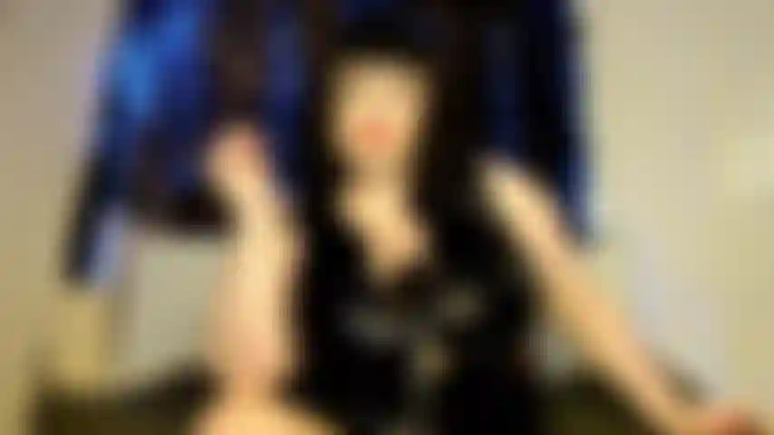 Mangina sfida la masturbazione.