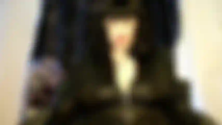 Punita da un alito puzzolente.