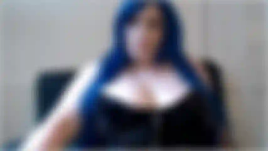 Imploro di essere prosciugato ogni volta che mi guardi, ti arrapi così tanto. Il tuo cazzo pulsa e non puoi proprio resistere ad accarezzarti. Sai che sei debole per me, vero? Sei dipendente da questo sentimento.