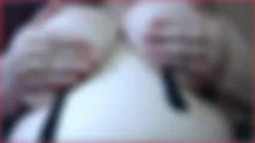 Stuzzica la nappa di titty.