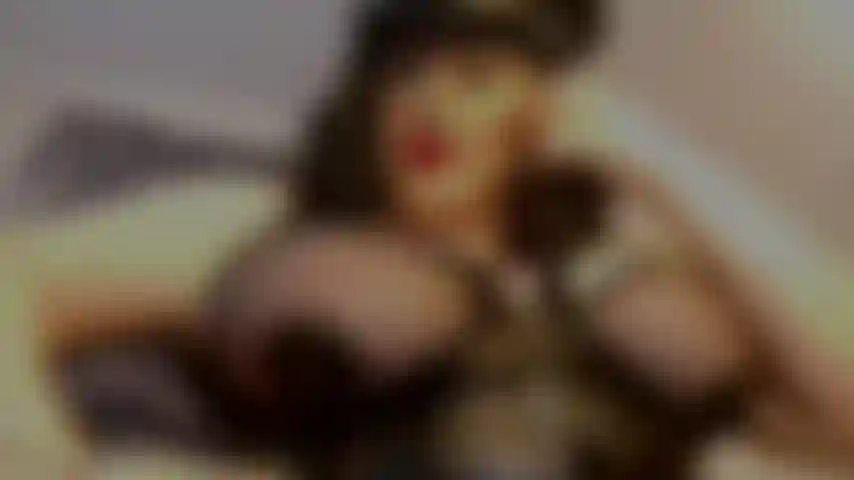 Arrenditi al mio culo.