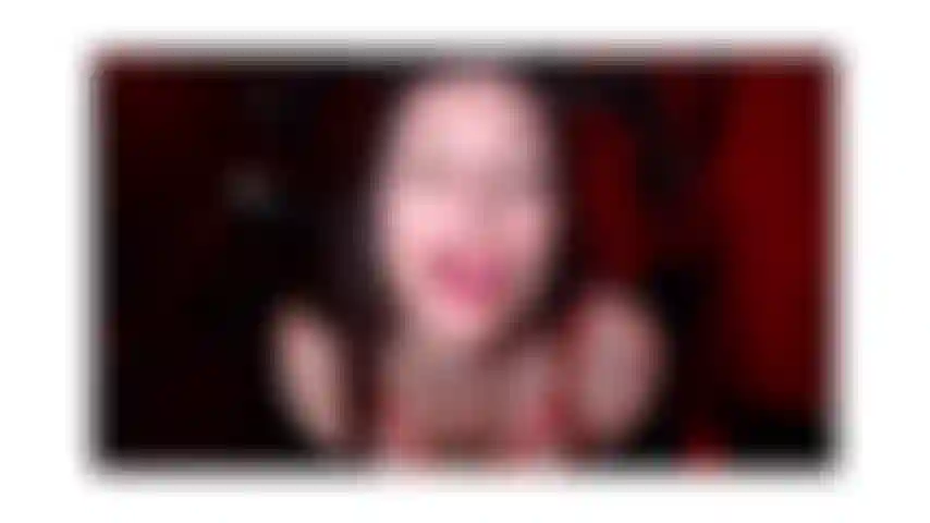 Succube, una stronza, una drogata, una stronza