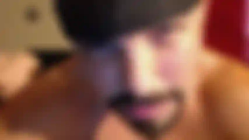 Grosso cazzo circonciso che viene! Carne succosa! Nuovo video di sborrate! Mostra un po' d'amore e prendi il mio amore!