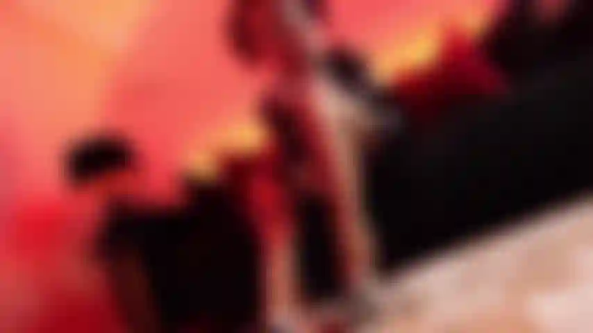 Lascia che ti accompagni in un viaggio erotico.