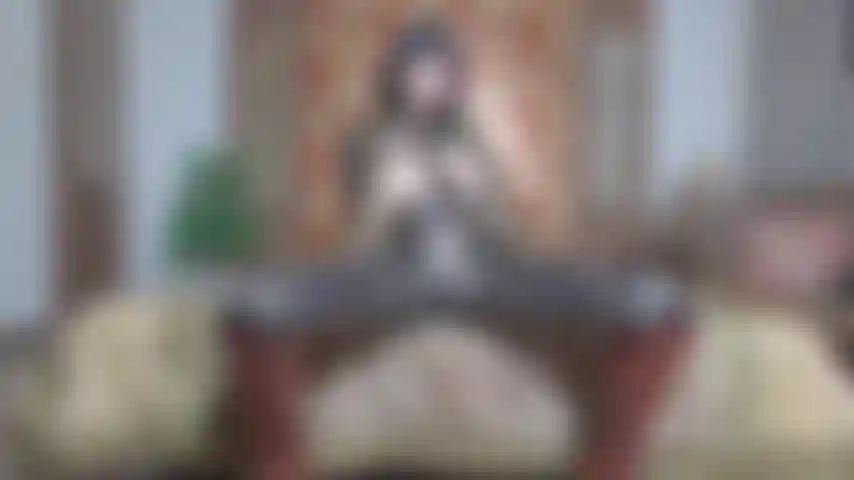 Pelliccia sintetica e leggins leo.