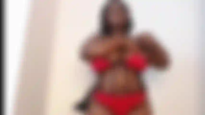 Scopata profondamente con un dildo.