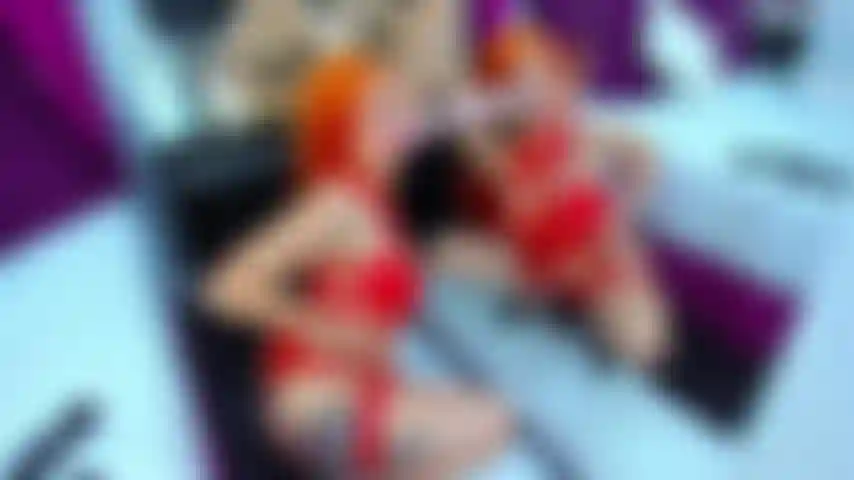 Un nuovo personaggio, un nuovo spettacolo di pompini, la mia nuova lingerie e ti farò pompare.