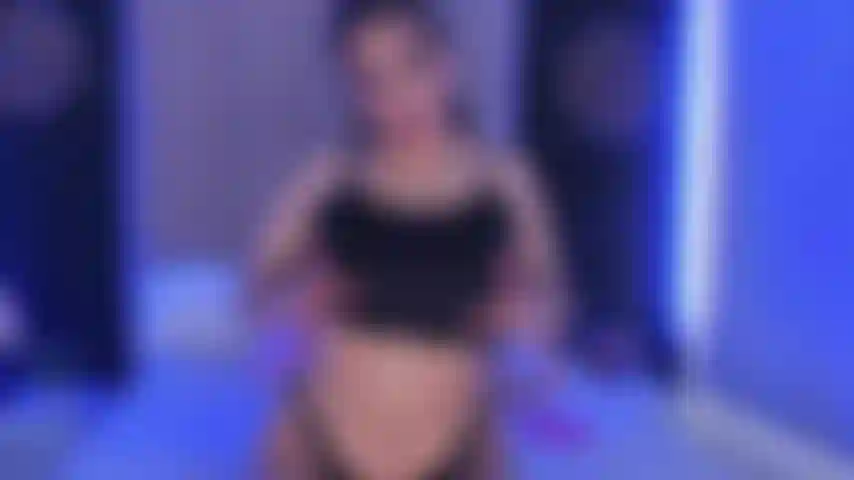 Mi fotto le tette con il tuo sperma.