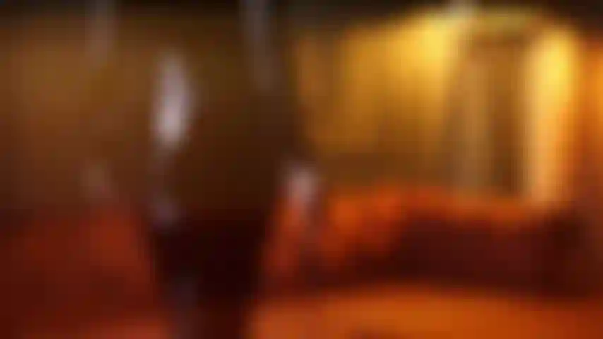 Tra le fiamme del desiderio, le inibizioni scompaiono.