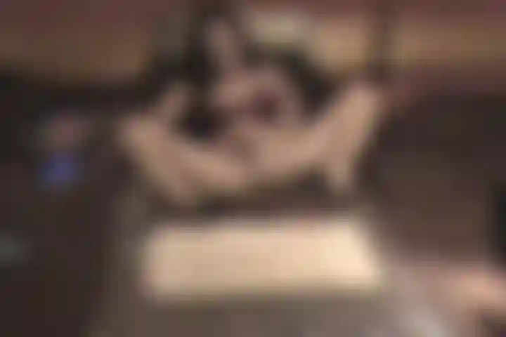 Rosso e nero reggiseno-perizoma-primi piani.