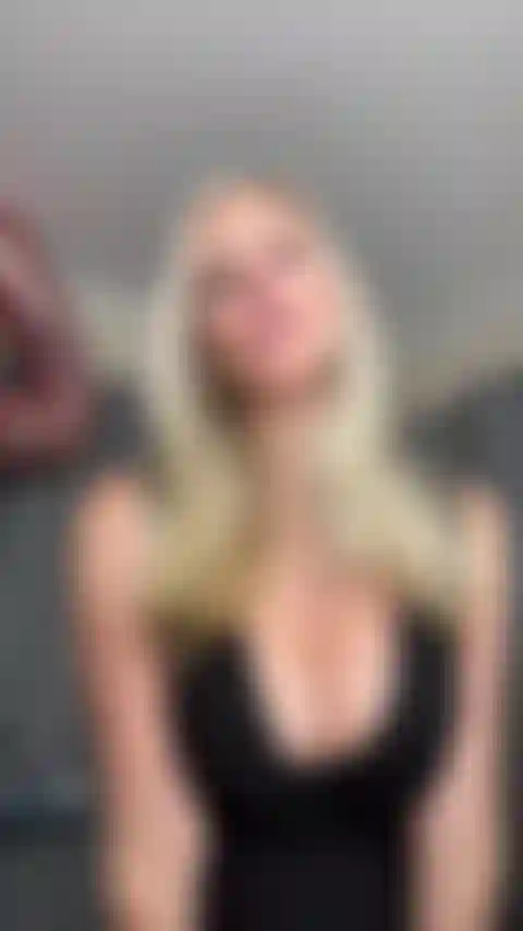 Spogliarello senza audio.