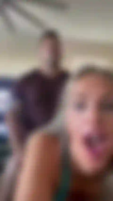 Video b/g video del cazzo.