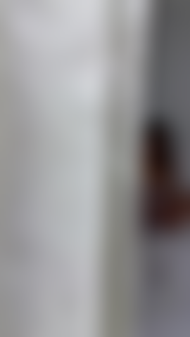 Mi stai spiando mentre faccio la doccia?