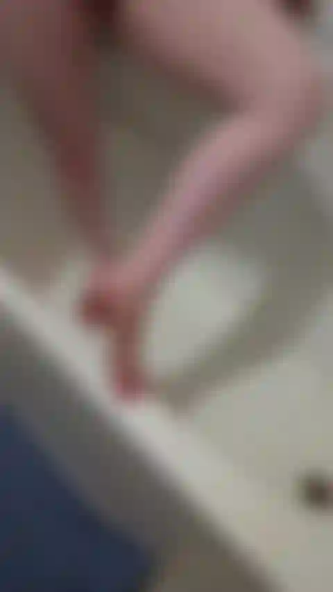 Sporca doccia per i piedi.