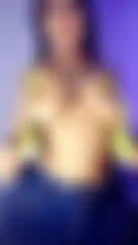 Show of big, juicy tits!