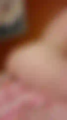 Dildo riding twerk booty with chain & moans