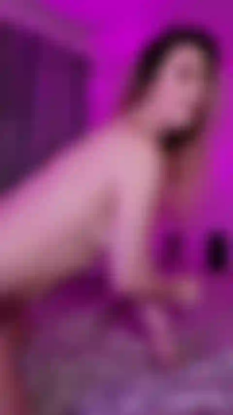 Che mostra il mio sedere al mio pubblico abituale. Lo adora!