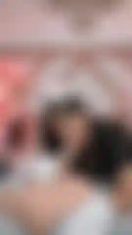 Una gola profonda fino al mio torso.