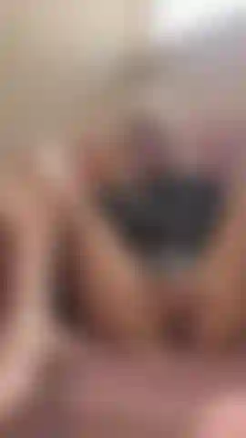 Il mio corpo abbaglia con molta sensualità e le mie mani con passione.