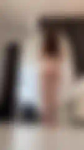 Like a sweet sexdoll bending over? #MirrorTease #BigAss #Naked