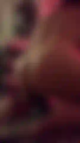 Bouncing babe! Double penetration, do you think I can take both?