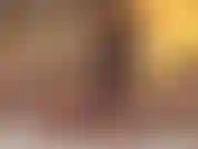 Massaggia i miei grandi seni voluttuosi e dai piacere alla mia deliziosa figa finché non assaggerai il mio intenso orgasmo proprio sulla tua lingua!