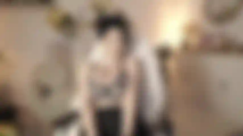 Sbava per la mia figa che è in settimo cielo mentre viene strofinata, penetrata con le dita, soddisfatta e portata a orgasmi multipli! Non osare venire quando vedi quella figa che esplode di piacere, schizzando dappertutto sulla tua faccia sbavante!!