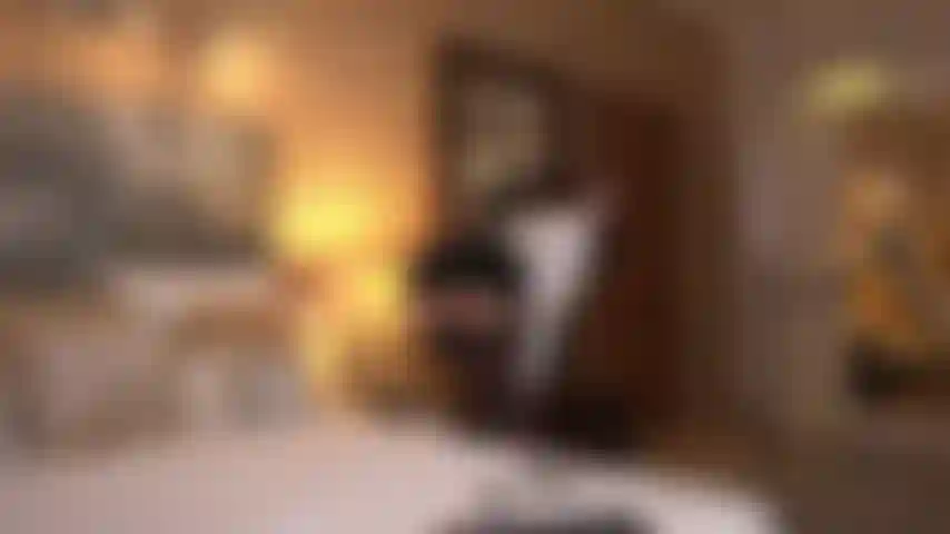 Concediti di più con la tua segretaria sexy, ora provo diverse posizioni e un nuovo giocattolo in ufficio!